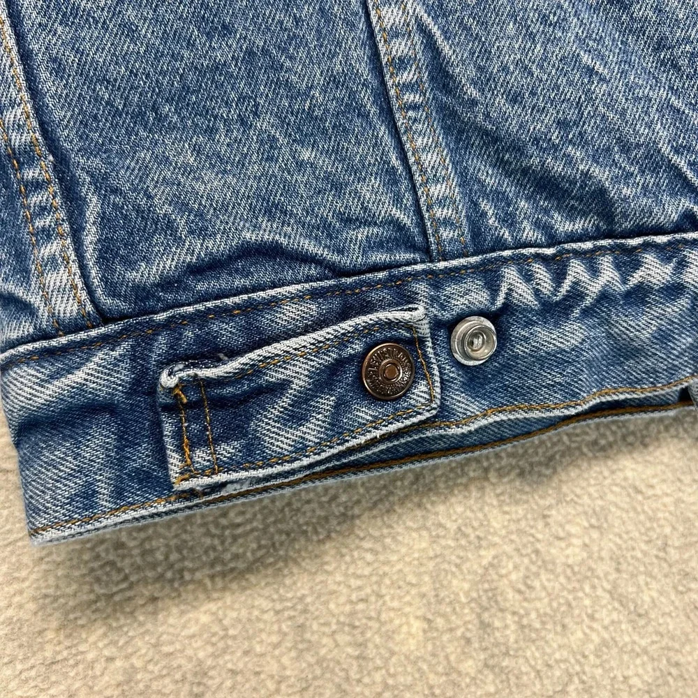 Vintage‎ Levi's Unisex Trucker Jacket Light Blue Denim Sherpa Lined USA Made 34R